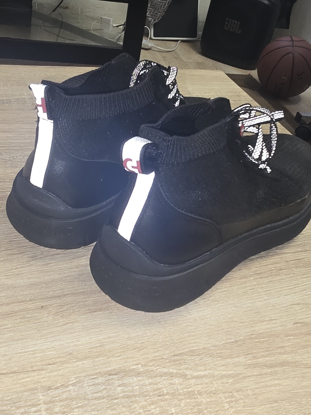 Cole Haan Mens Shoes Size 8.5,like New Condition - Picture 4 of 4